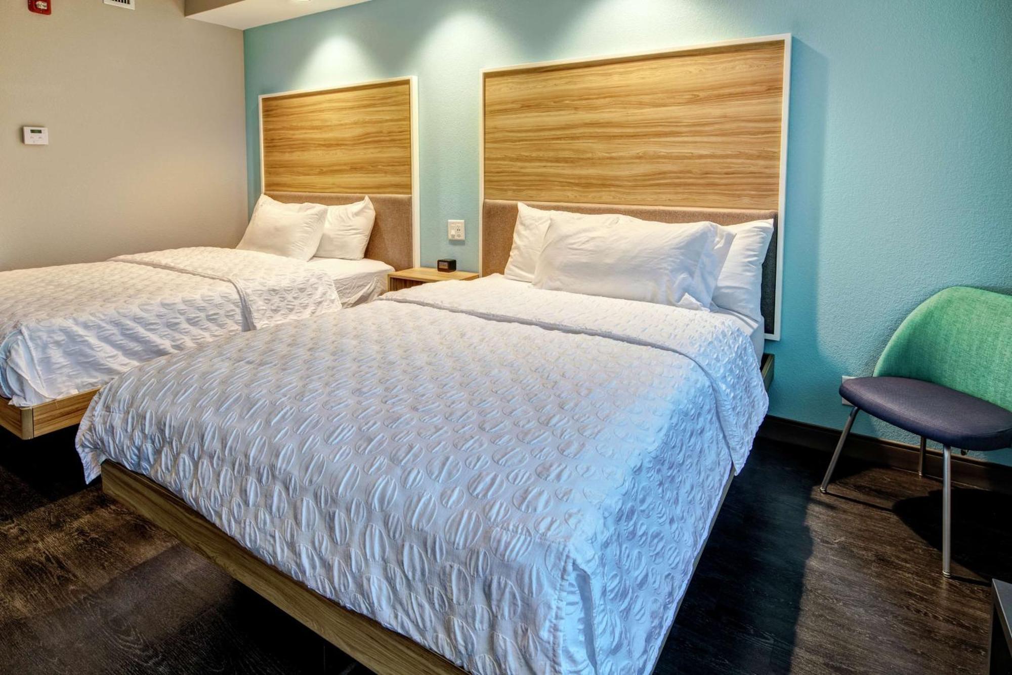 Tru By Hilton Roanoke Hollins Hotel Bagian luar foto