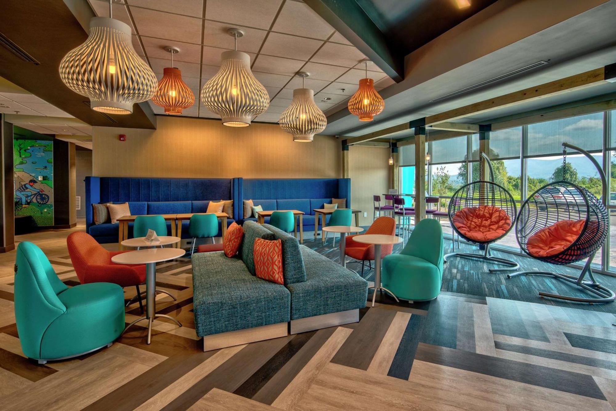 Tru By Hilton Roanoke Hollins Hotel Bagian luar foto
